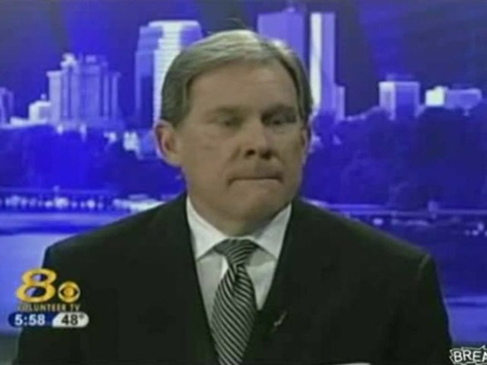 SNTV - Exklusiv: Wutausbruch vor der Kamera