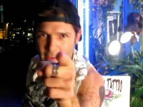 SNTV - Exklusiv: Corey Feldmans Tattoo