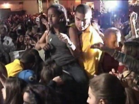 SNTV - Exklusiv: Bieber-Fans hassen Kim