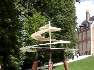 Ancêtre de l'hélicoptère par Léonard de Vinci