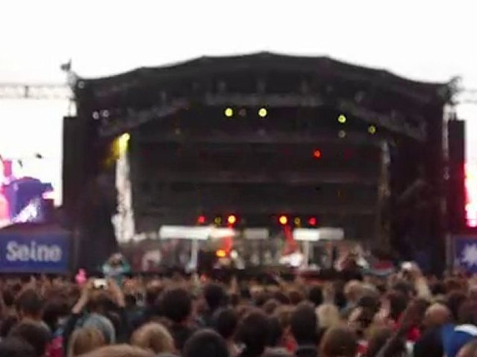 The Ting Tings - Hands Live @ Rock En Seine 2010 -JackAttack