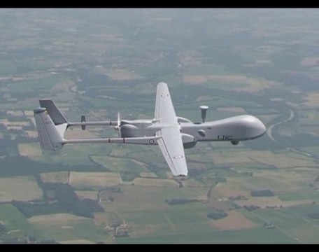 Le drone Harfang en vol