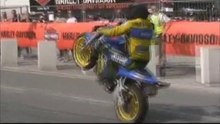 Motorradstunt