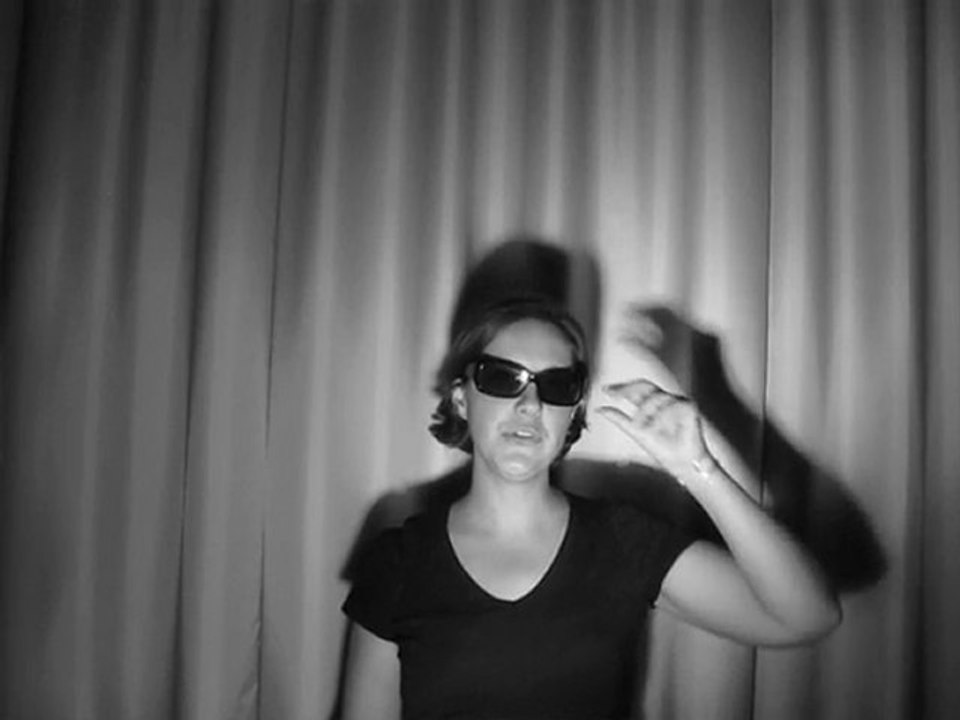 le noir te va si bien