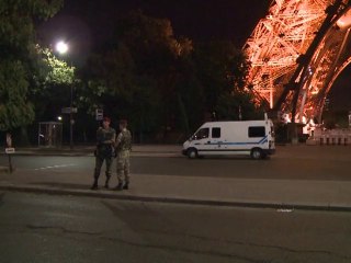 Eiffel Tower evacuated after bomb alert