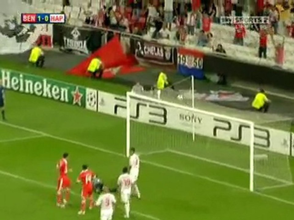 Benfica Lisbon v Hapoel Tel Aviv