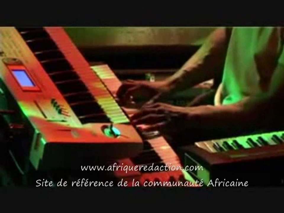 RICHARD BONA SUNINGA CONCERT VIP PARIS