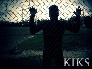 Les Mots Font Plus Mal Que Les Balles KIKS