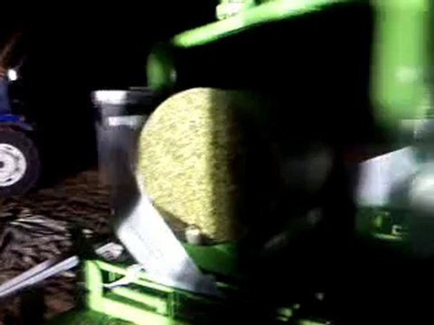 MOFEM MAKİNA RULO SİLAJ PAKETLEME MAKİNESİ