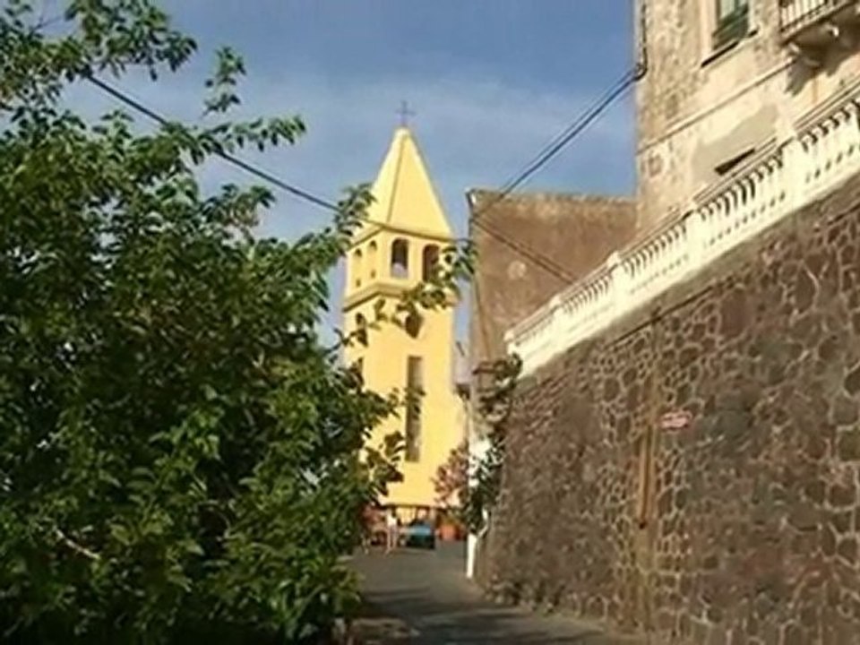 ILES EOLIENNES  L'ILE ET VOLCAN DE STROMBOLI