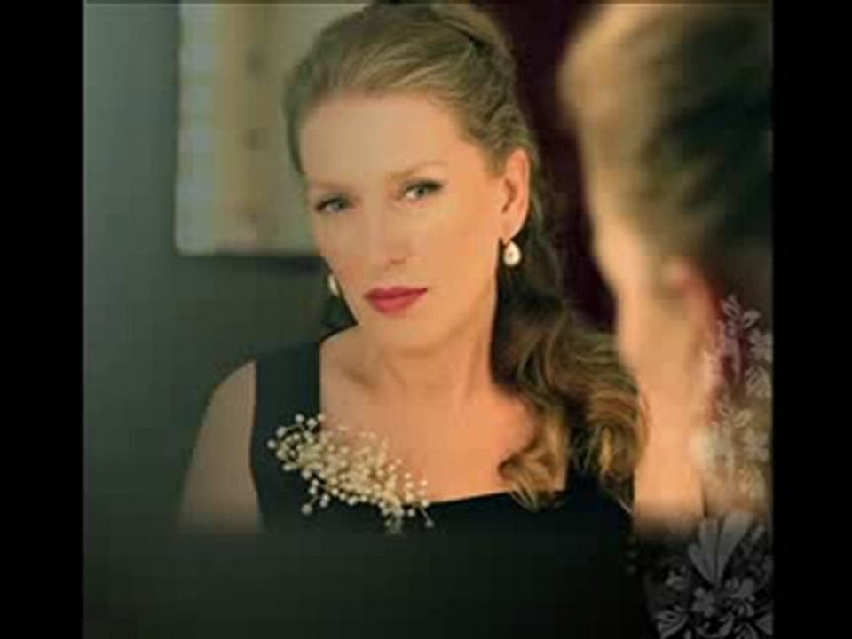 Sendeki Kaşlar.....Suzan Kardeş !!