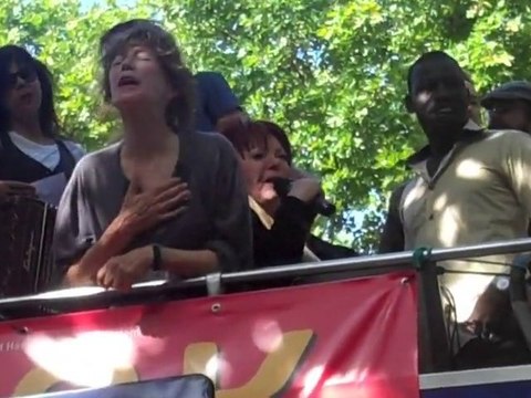 Les petits papiers aux fenêtres d'Eric Besson