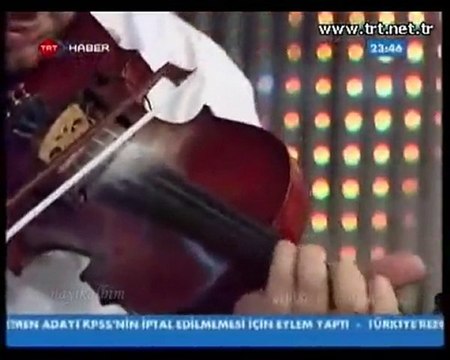9 Uğur Işılak Aşkın cenazesi var 2010 TRT