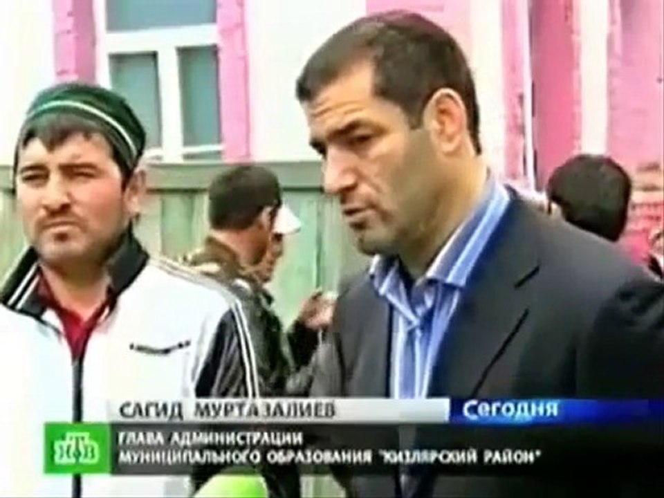 ولادة طفل مكتوب على ساقه آية قرأنية وأحاديث