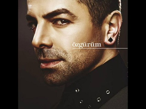 ÖZGÜRÜM/ÖZGÜR AKKUŞ Bİ BOŞLUK VAR
