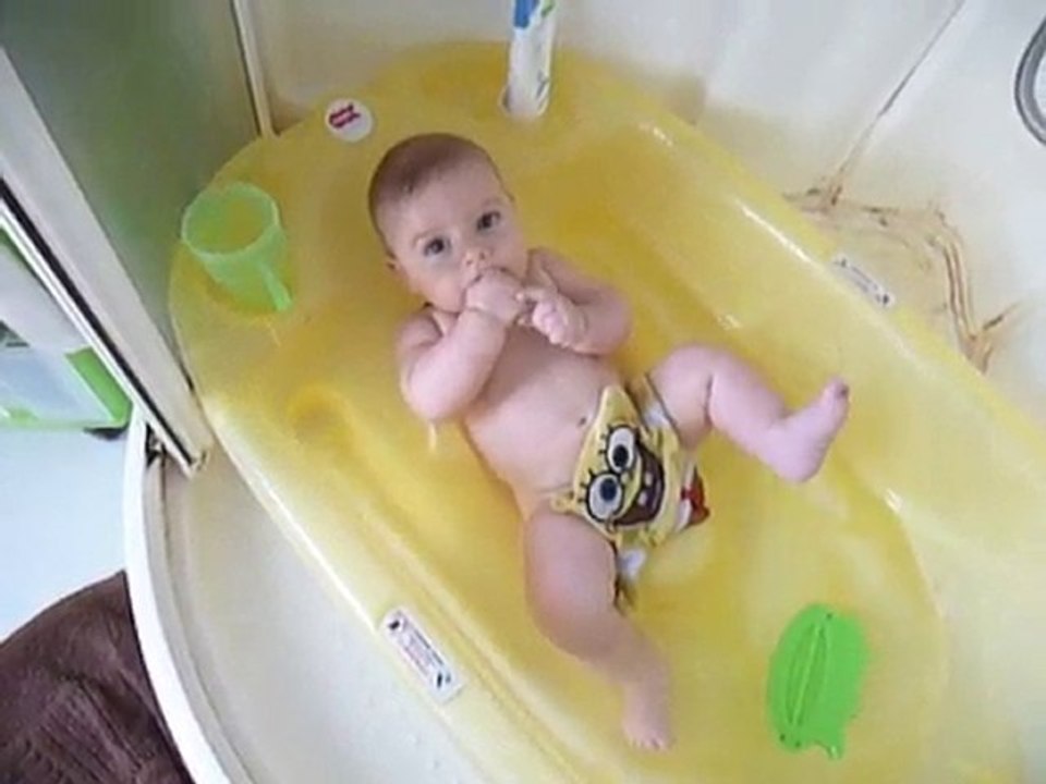 chouchou dans son bain