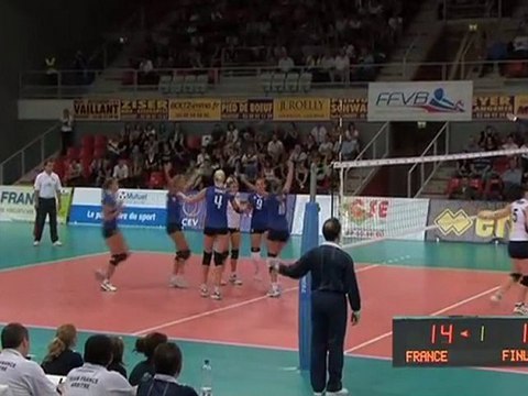 VOLLEY-BALL FRANCE-FINLANDE FEMININES