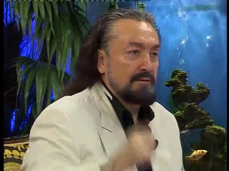 Adnan Oktar MarasAksuKackarTV 100902 ertugrul ozkok