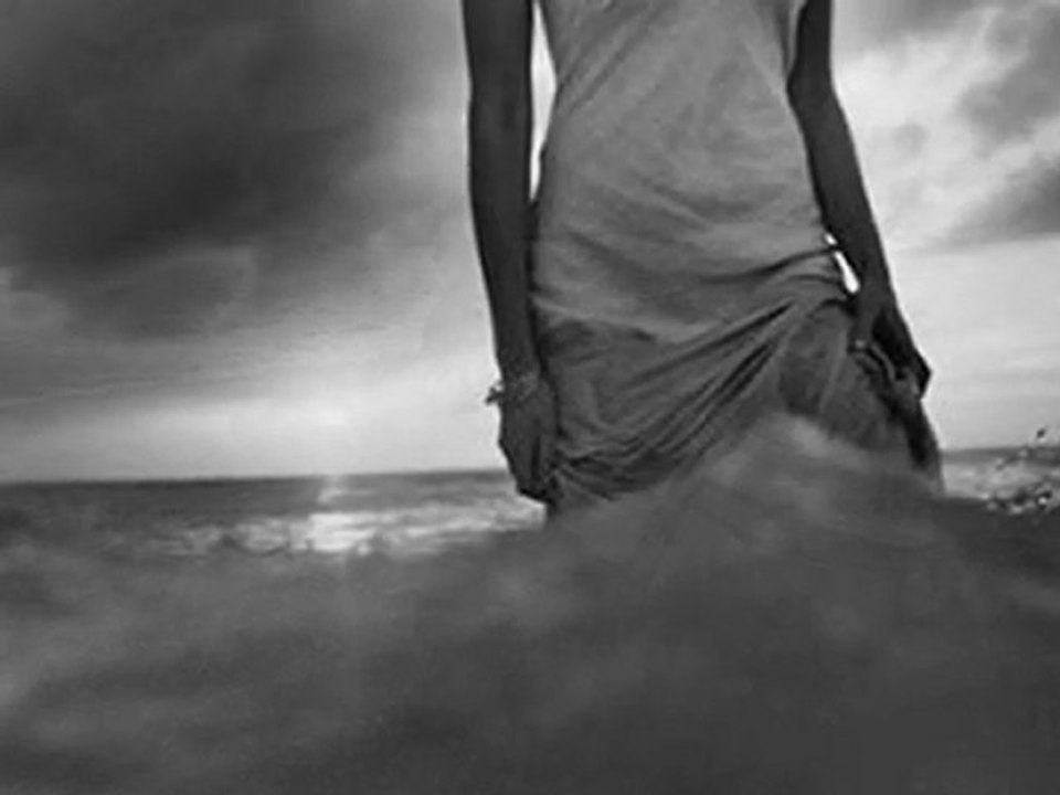 Kıraç - İstanbul Saklasın Bizi