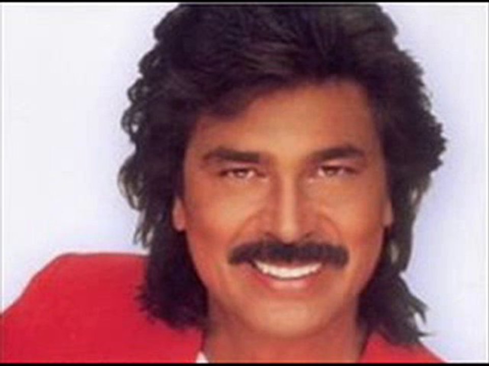 I Believe In Miracles - Engelbert Humperdinck .wmv.