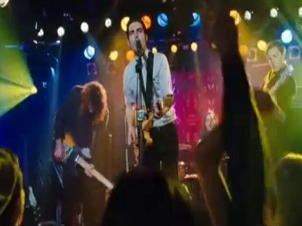 Amor à Distância - Trailer Internacional