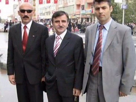 Sultanbeyli Hüsnü M. Özyeğin Lisesi Tanıtım