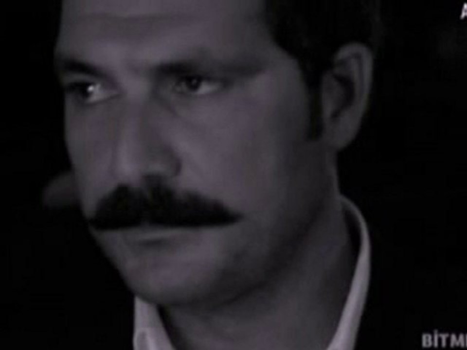 bitmeyen şarkı... keskin bıçak... sezen aksu...