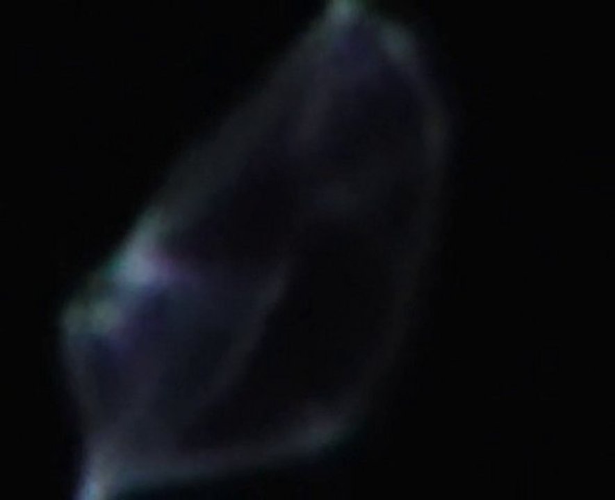ufo.Morphing.uk.04.09.2010