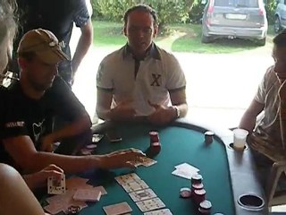 "trois-dame c'est fort nan?"