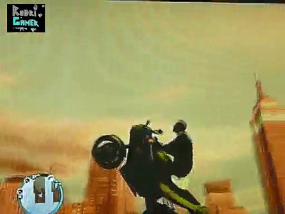 GTA 4 stunt avec moto