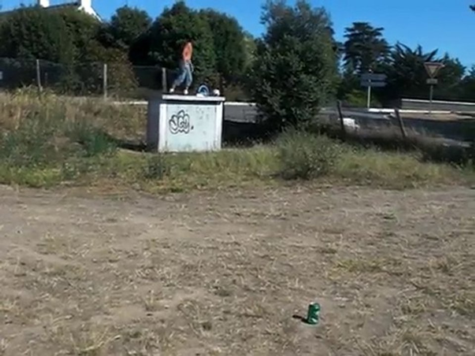steve foot tir canette