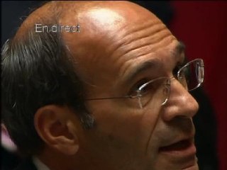 Woerth chahuté  à l'Assemblée