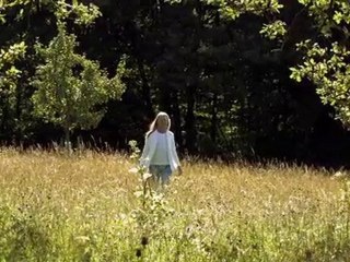 AM ANFANG WAR DAS LICHT - deutscher Trailer