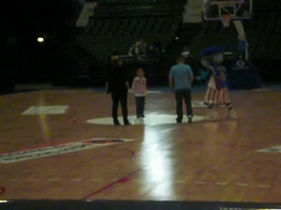 Globie is playing - Harlem Globetrotters 2010