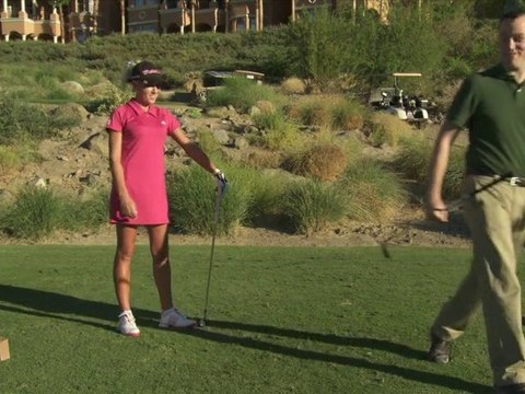 Natalie Gulbis VS Josh - Real Golf 2011 - Jeu iPhone/iPad