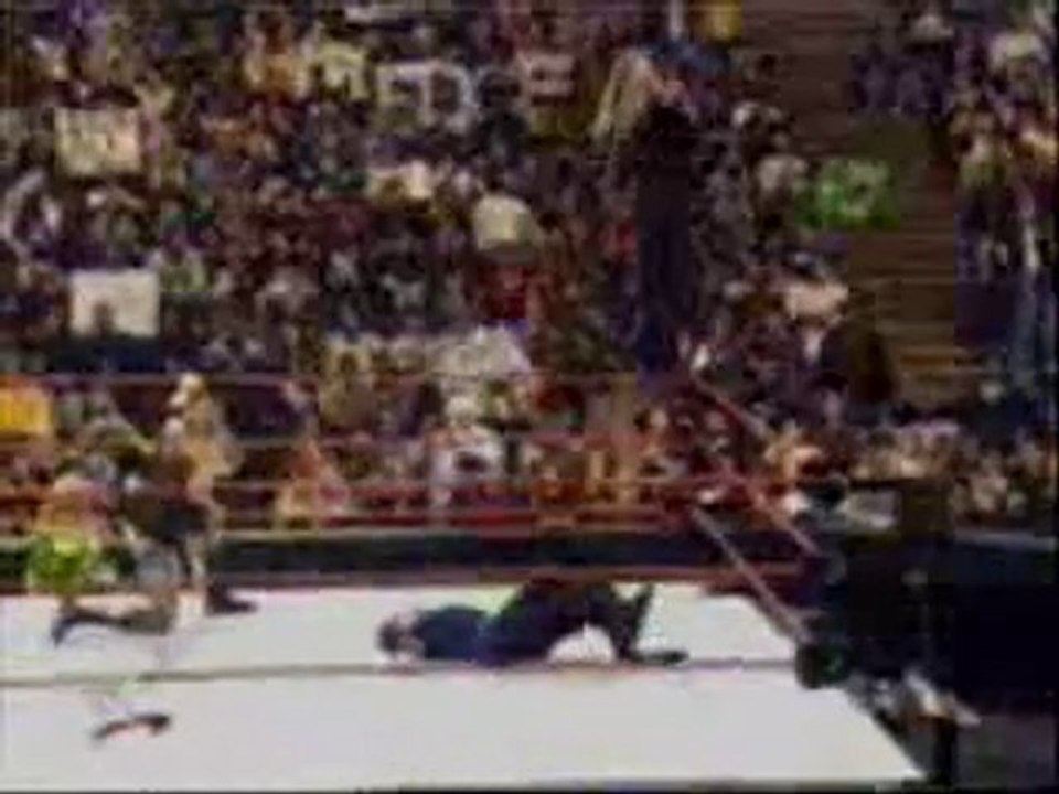 Jeff Hardy Does A 450 Splash To His Brother Matt Hardy