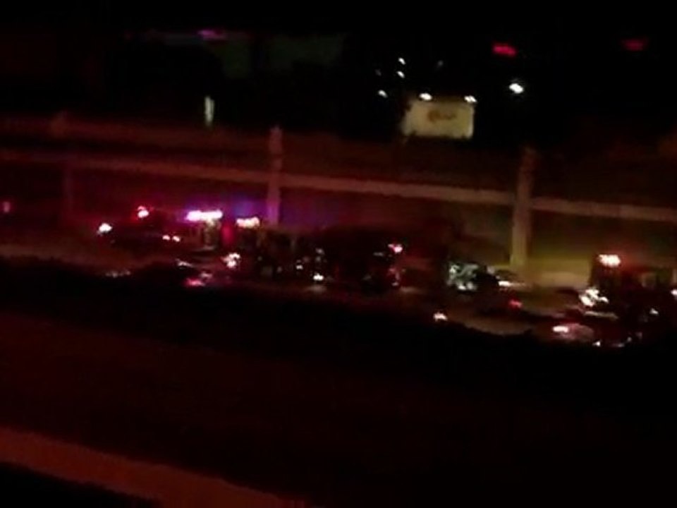 9_4_10_626a flipped car &fire trucks n i75 Dallas 200'away