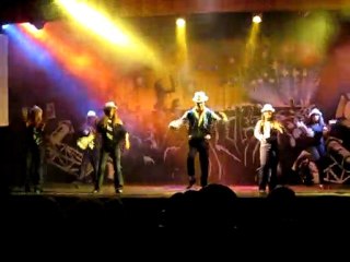 Show M.J - Italie Lookea Bagamoyo