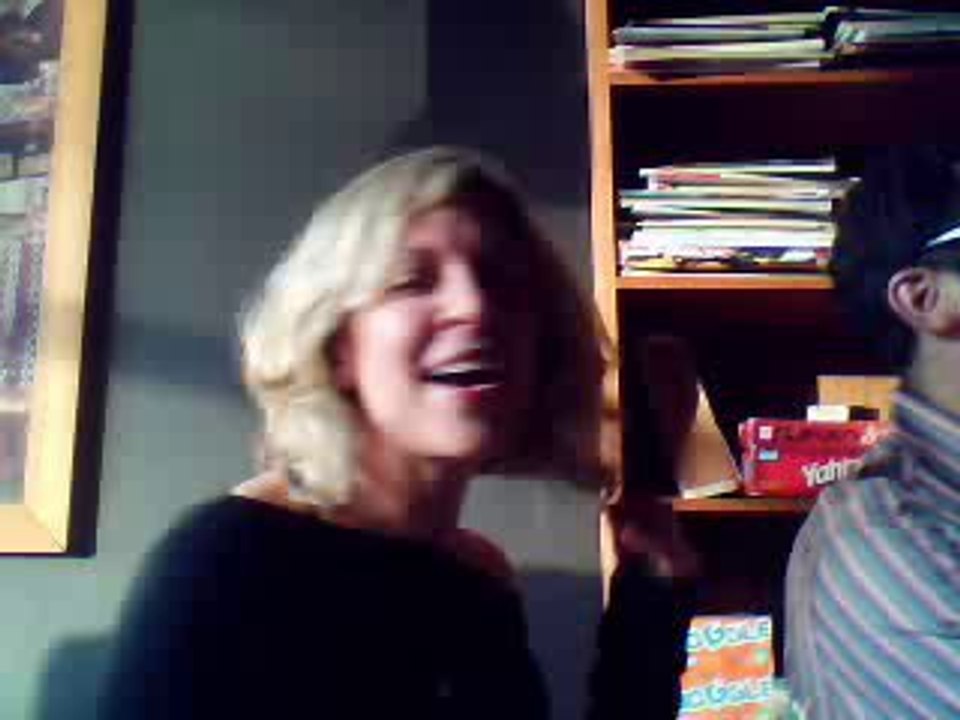 Micoe invitée de Francophonie Express devant public