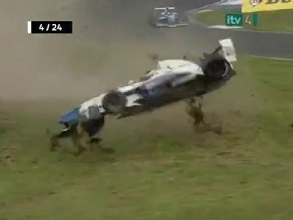 formule renault UK knockhill big big big big crash