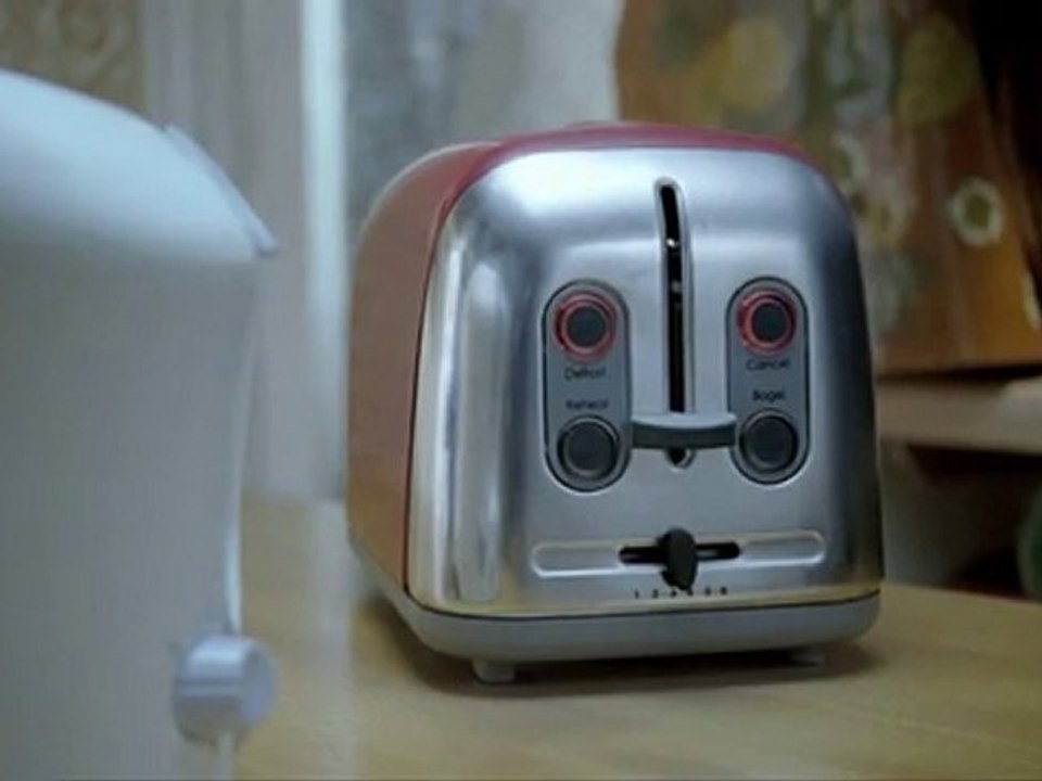 Totaljobs.com "it's not luck" talking toasters TV ad