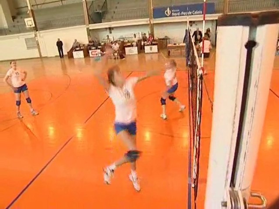 CalaisisTV : Volley : De belles ambitions pour la Stella