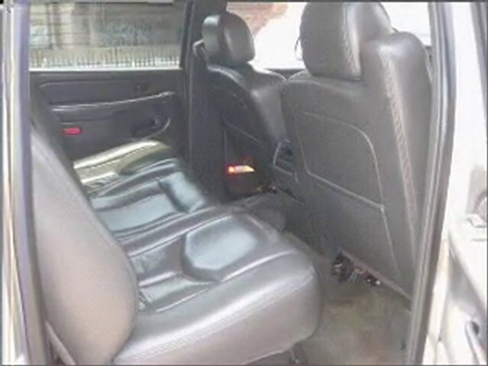 2005 GMC Sierra 2500HD Woodside NY - by EveryCarListed.com