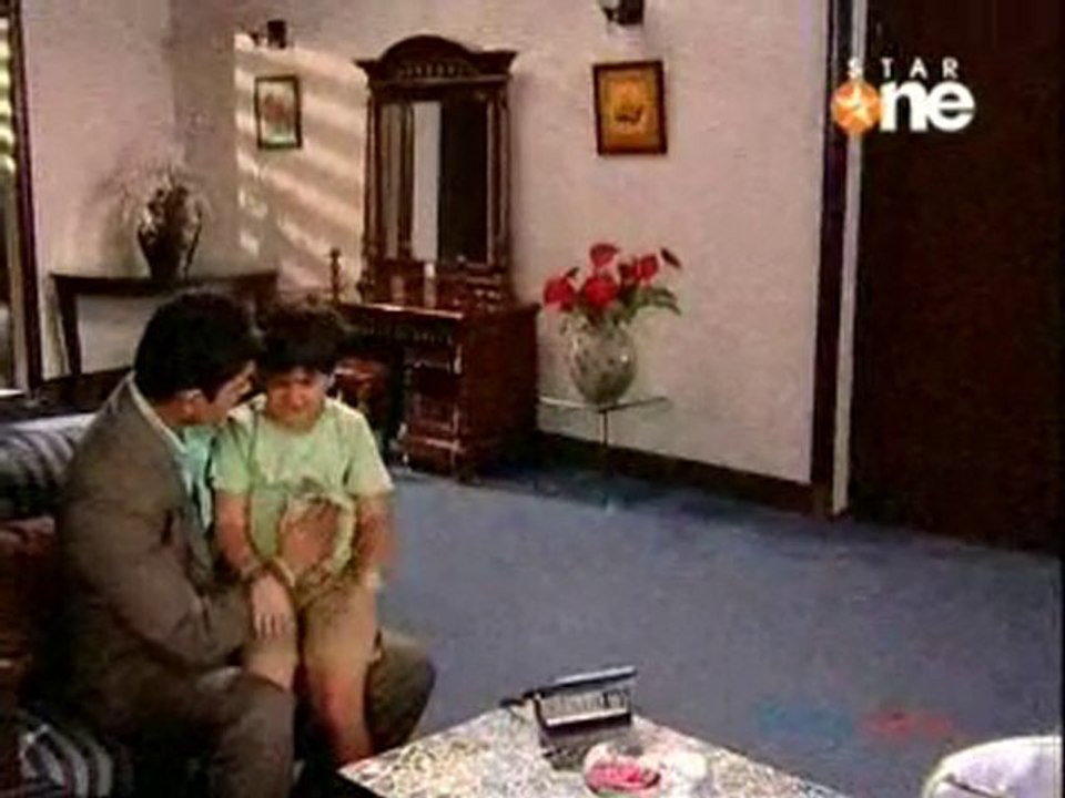 Jaane Pehchaane Se Yeh Ajnabi - 8th September 2010 pt1