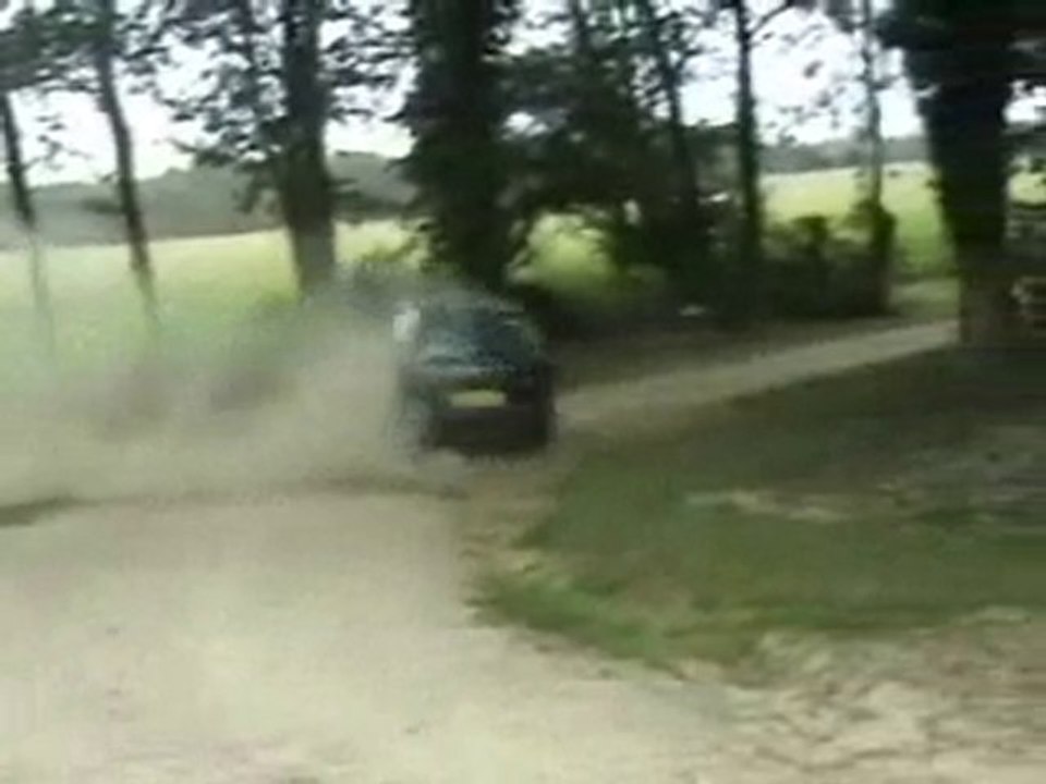 LA NOUVELLE AGENCE TOUT RISQUE