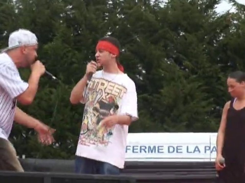 lacaz mi calle feat tist2 et leila_live_festival des art'oze