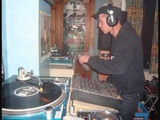 J-Traxx - Itty Bitty