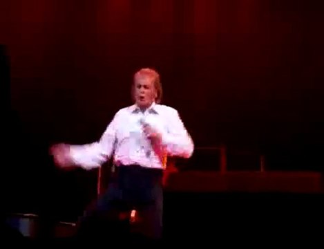 Engelbert Humperdinck- It s Not Unusual- 05-09-08