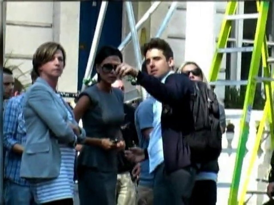 SNTV - Exklusiv: Posh bei der Modewoche