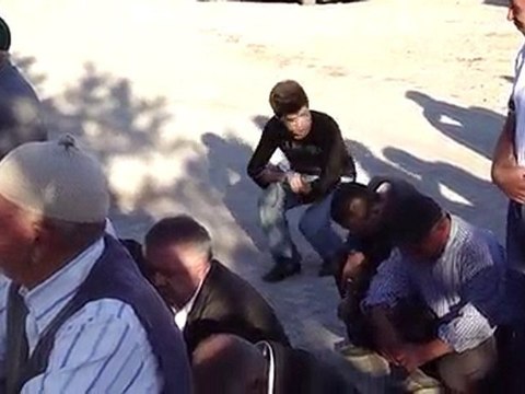 Gülşehir yeşilyurt köyü 09-09-2010 mezarda dua